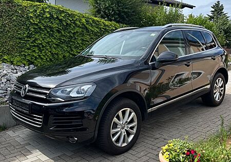 VW Touareg Volkswagen V6 TDI /Lückenlos / 166.000km / Ahk