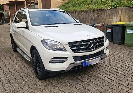 Mercedes-Benz ML 350 BlueTEC 4MATIC -