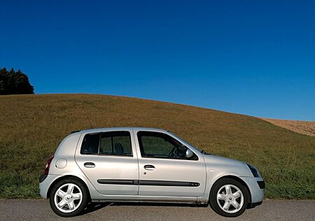 Renault Clio Dynamique 1.6 16V Dynamique