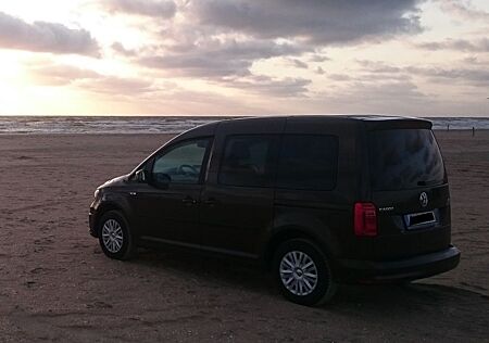 VW Caddy Volkswagen , optional mit Reise & Schlafeinbaumodul