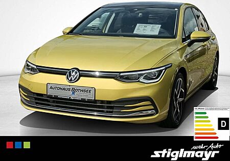 VW Golf Volkswagen VIII Style 2.0TDI DSG ACC+AHK+IQ.LIGHT+PANO
