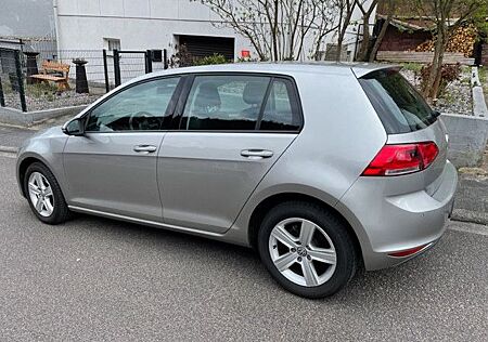 VW Golf Volkswagen 1.2 TSI 63kW BMT Comfortline Comfortline