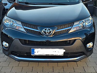 Toyota RAV 4 2,2-l-D-4D 4x4 Edition Automatik Edition