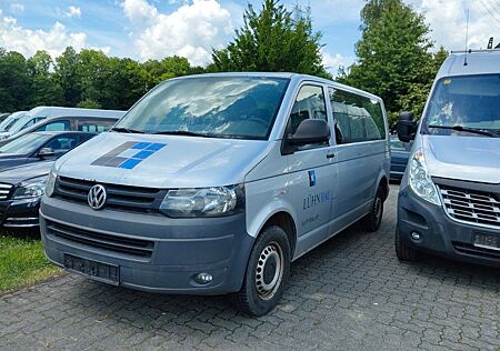 VW T5 Transporter Volkswagen /Kombi lang/9 Sitzer