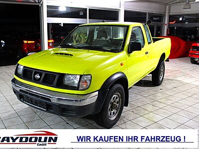 Nissan King Cab Pick-up 2.5/4X4/Kupplung NEU/TÜV04-27