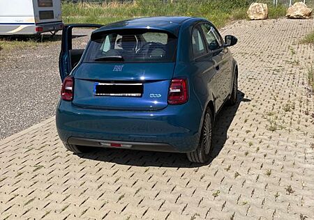 Fiat 500E Icon 42 kWh / 87 kW
