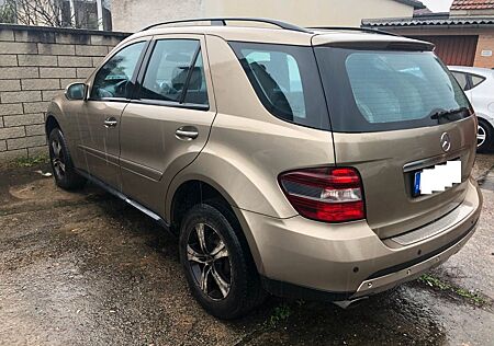 Mercedes-Benz ML 320 CDI 4MATIC Allrad,149 Tkm,Scheckheft,Navi