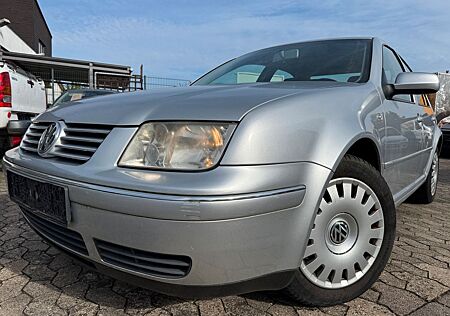 VW Bora Volkswagen 2,0i Klimaautomatik