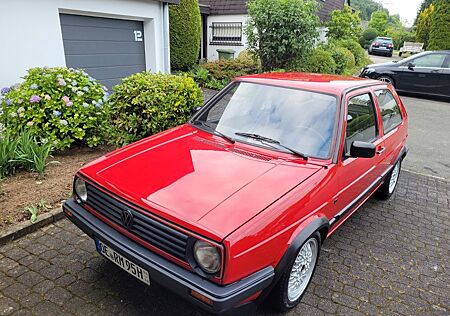 VW Golf Volkswagen 2