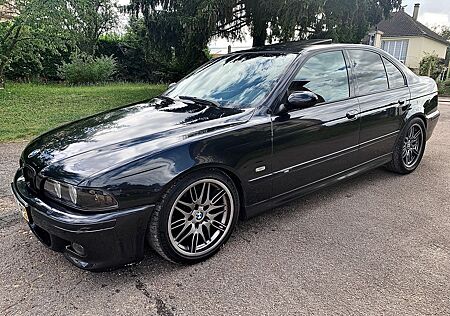 BMW M5 E39 V8 400 ps