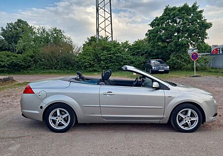 Ford Focus Cabrio PININFARINA/LPG