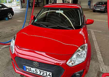 Suzuki Swift 1.2 Klima Rückfahrkamera 8x Bereift