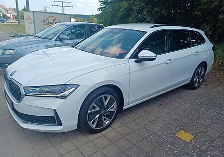 Skoda Superb Combi 2.0 TDI DSG Selection voll
