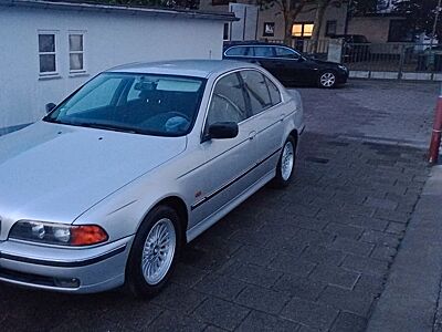 BMW 523i Automatik + TÜV