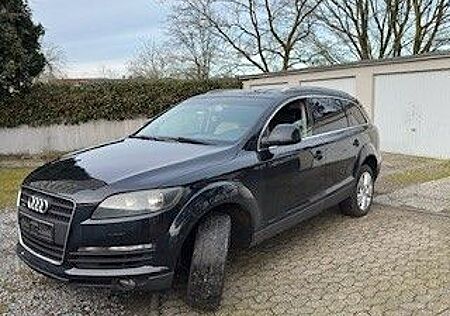 Audi Q7 3.0 TDI (DPF) quattro tiptronic -
