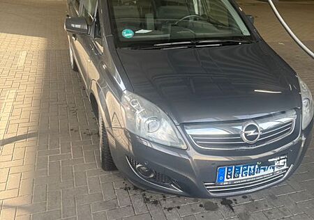 Opel Zafira 1.8 Family Family