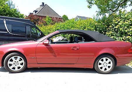 Mercedes-Benz CLK 230 KOMPRESSOR AVANTGARDE Avantgarde