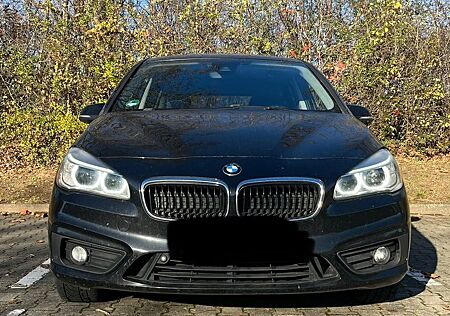 BMW 2er 220d Gran Tourer xDrive Aut. Sport Line