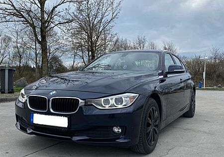 BMW 320d -