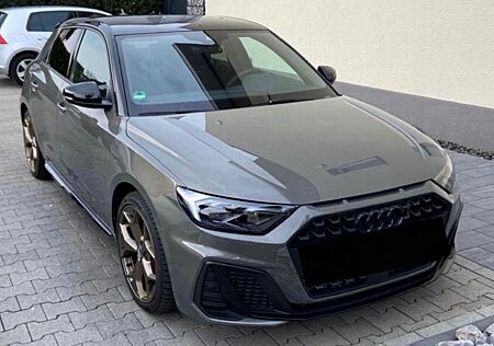 Audi A1 40 TFSI S tronic Sportback - 200 PS