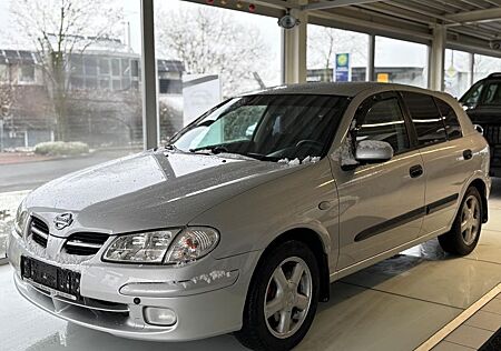 Nissan Almera Visia/Aut/Alcantara/Bluetooth/Dashcam
