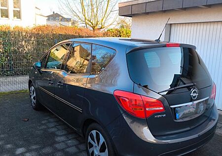 Opel Meriva Rentnerfahrzeug erst 52.000 km!!