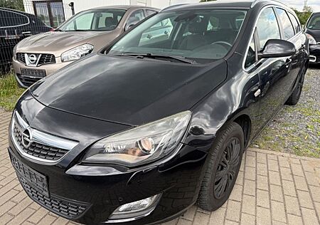 Opel Astra J ST 2.0 CDTI Navi Bixenon Zahnriemen neu