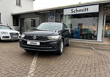 VW Tiguan Volkswagen * 1.5 TSI * AHK * PDC Vorne + Hinten* Navi