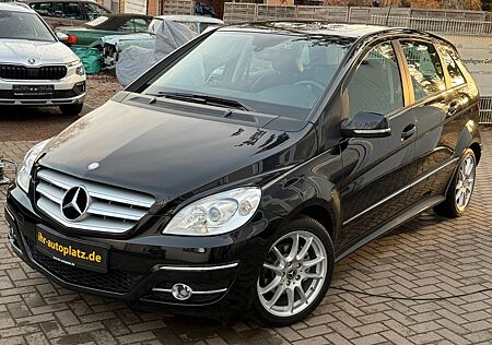 Mercedes-Benz B 180 Automatik, Navigation
