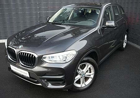 BMW X3 xDrive 20 i Advantage *LIVECOCKPIT*NAVI*