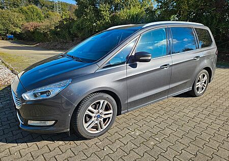 Ford Galaxy 1,5 EcoBoost Titanium Top von Privat