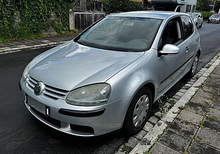 VW Golf Volkswagen 1.4 Trendline Trendline Klima alu