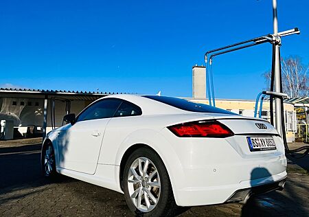 Audi TT 2.0T Automatik/Quattro/TÜV,Sevice,Bremsen Neu