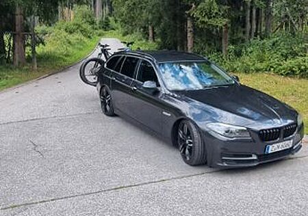 BMW 520d xDrive Touring A Luxury Line Luxury Line,St