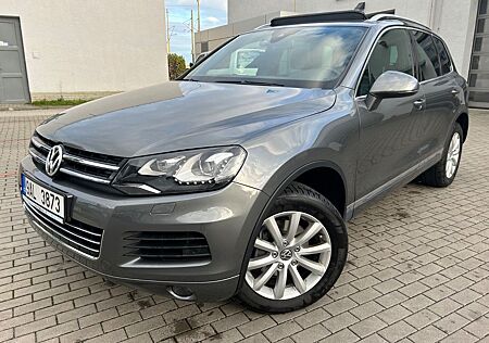 VW Touareg Volkswagen 3.0 V6 TDI Tiptronic BlueMotion Tech...