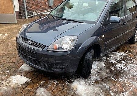 Ford Fiesta 1,4 16V Black Magic Black Magic