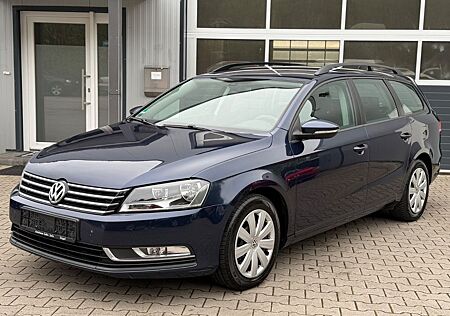VW Passat Variant Volkswagen 2.0 TDI BlueMotion Navi * AHK *