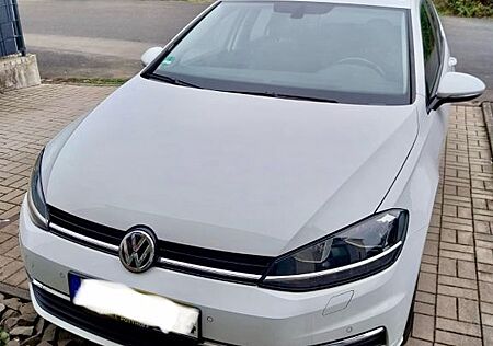 VW Golf Volkswagen 1.6 TDI SCR Comfortline Variant Comfortline