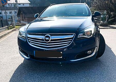 Opel Insignia 8xBereifung, TÜV 06/27