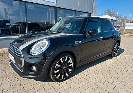 Mini ONE 5-trg. LED*Navi*Chili Pak*PDC*Sportsitze*SHZ
