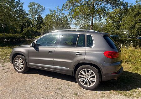 VW Tiguan Volkswagen 1.4 TSI BlueMotion Tech Sport & Style...