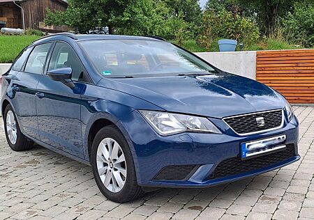 Seat Leon ST 1.6 TDI 110PS AHK SHZ PDC