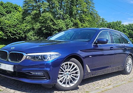 BMW 530d xDrive Touring A - HUD, AHK, Sport Line