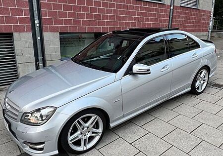 Mercedes-Benz C 200 BlueEFFICIENCY AVANTGARDE AVANTGARDE