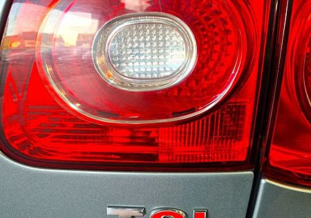 VW Tiguan Volkswagen 1,4 TSI TÜV 11.27 SITZH ALU KLIMAAUTOMATI