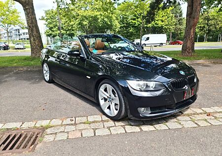 BMW 330i Cabrio -