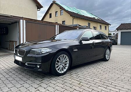 BMW 530d xDrive Touring A Luxury Line