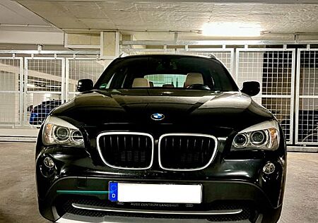 BMW X1 xDrive20d - *Navi*Leder*Xeon*PDC Hinten