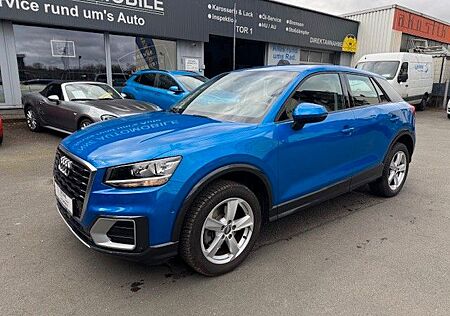 Audi Q2 sport ultra Kamera PDC MMI LED Telefon Klima