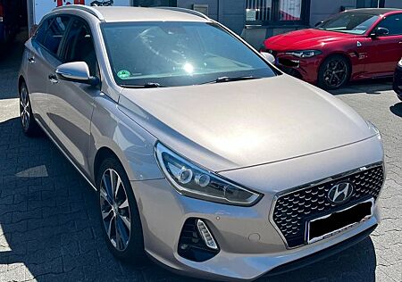 Hyundai i30 1.4 T-GDI Premium Premium